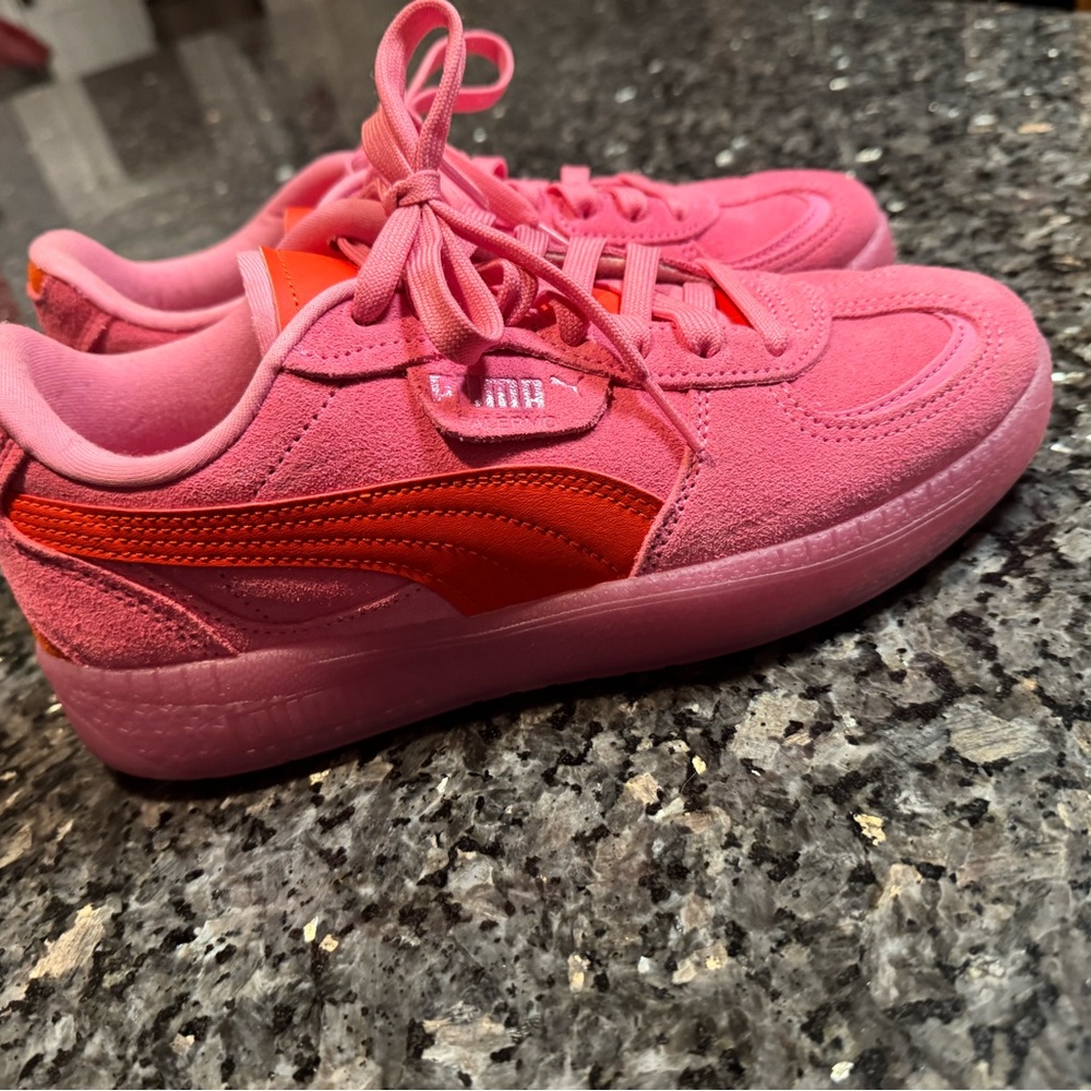 Puma Vibrant Pink and orange Sneakers
